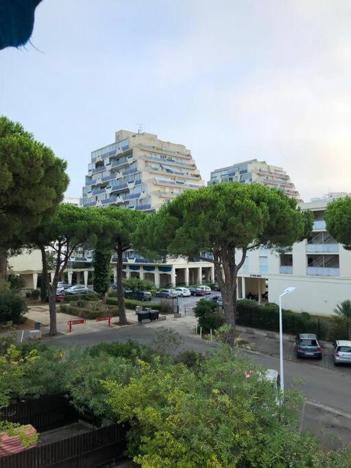 Apartment Parking Prive Climatisation Proche